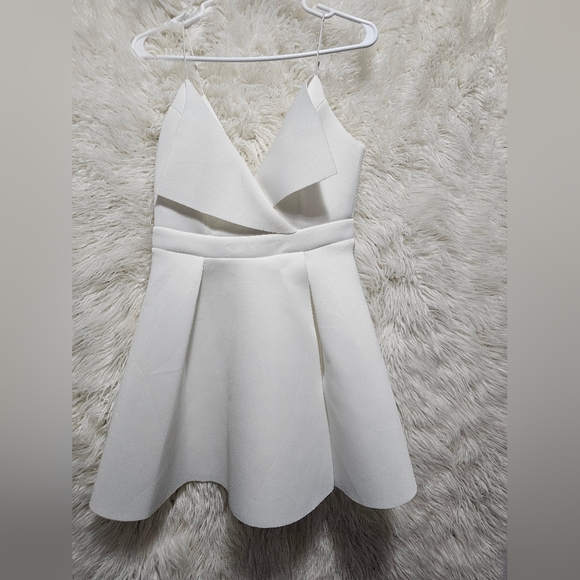 White Scuba Material dress - Picture 2 of 10